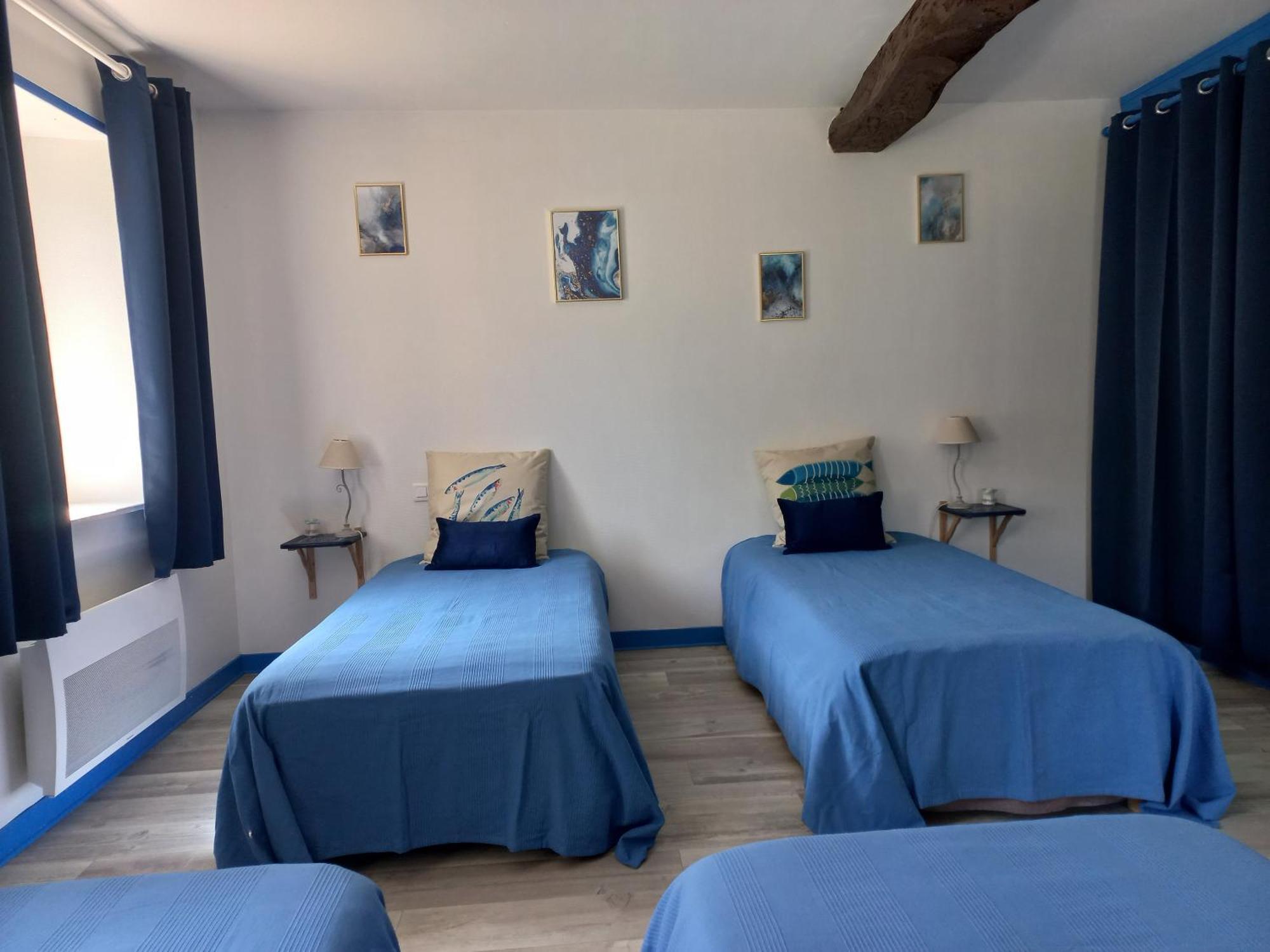 Domaine De Fontsauzine - Gites Et Chambre D'Hotes Genouille  Экстерьер фото
